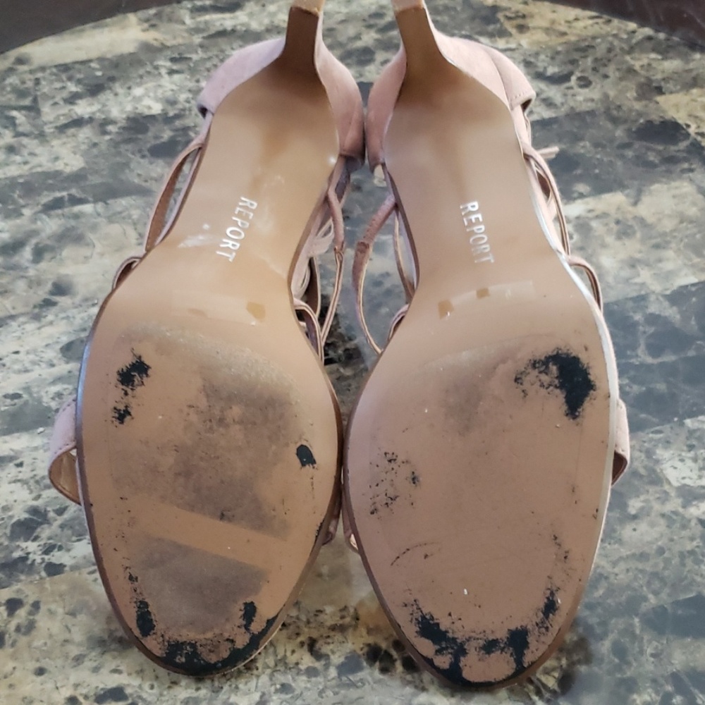 Shoes - Picture 3 of 4